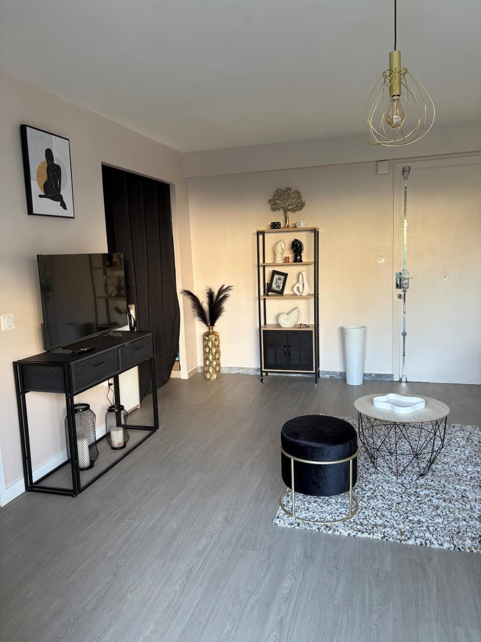 Studio avec terrasse, proche plage et centre ville Apartment in Cagnes-sur-Mer