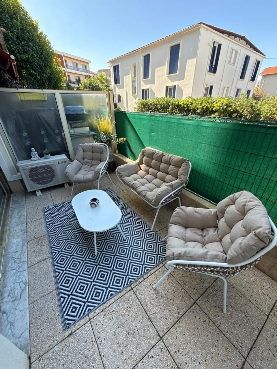 Studio avec terrasse, proche plage et centre ville Apartment in Cagnes-sur-Mer