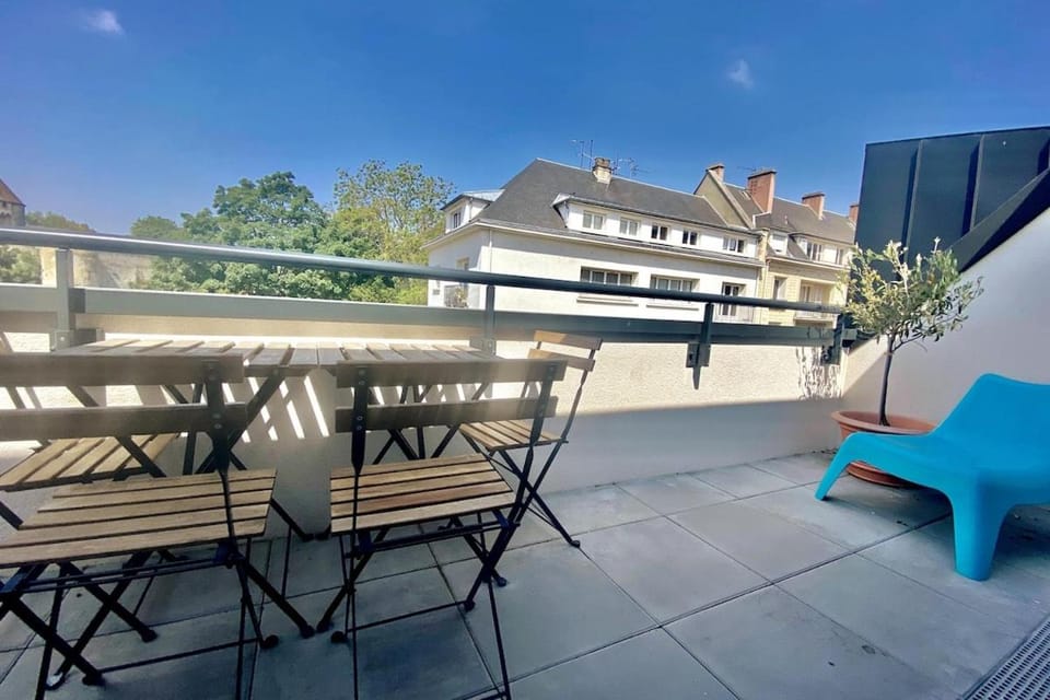 Appartement Vue Château - parking privé - 80m2 - Vaugueux Caen Apartment in Caen