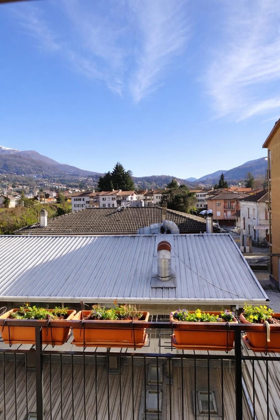 Property building, View (from property/room), Balcony/Terrace