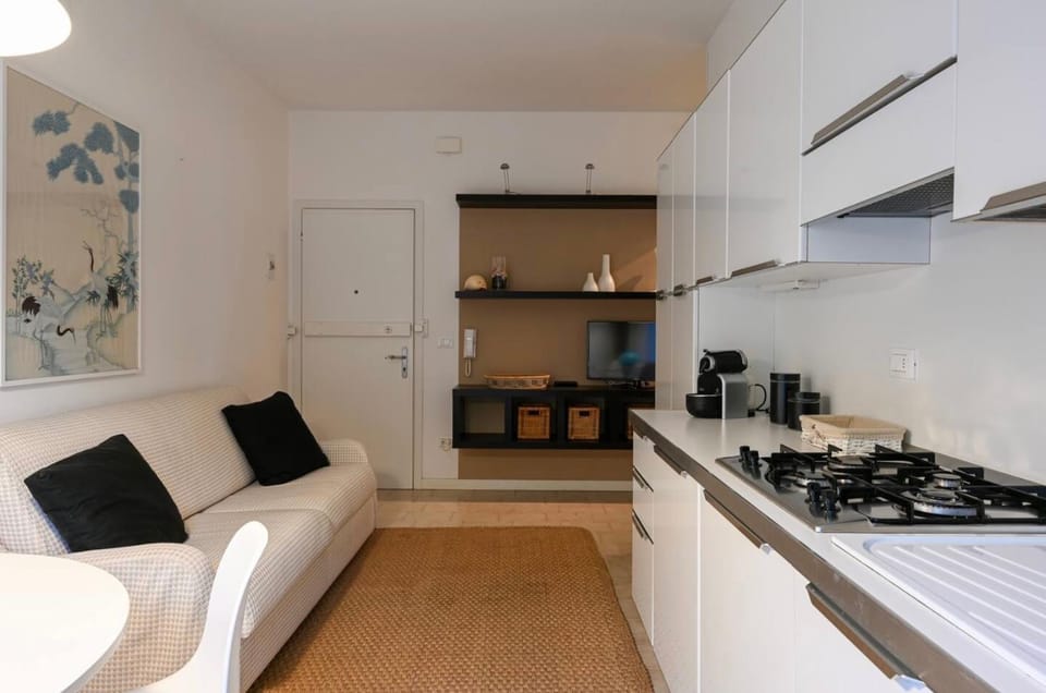 Living room, Seating area, kitchen