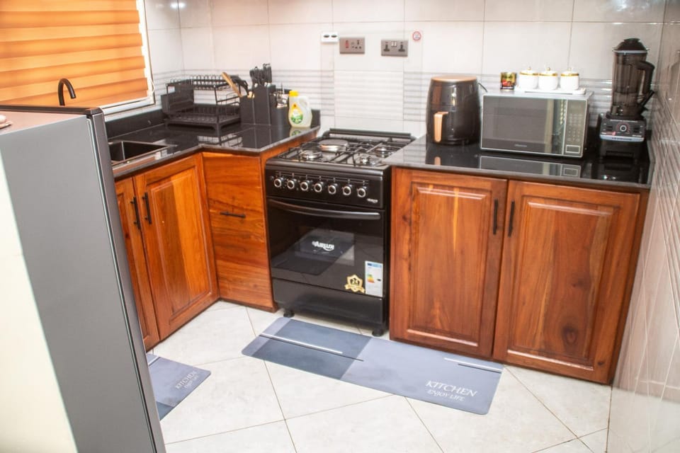 Kitchen or kitchenette, kitchen, kitchen