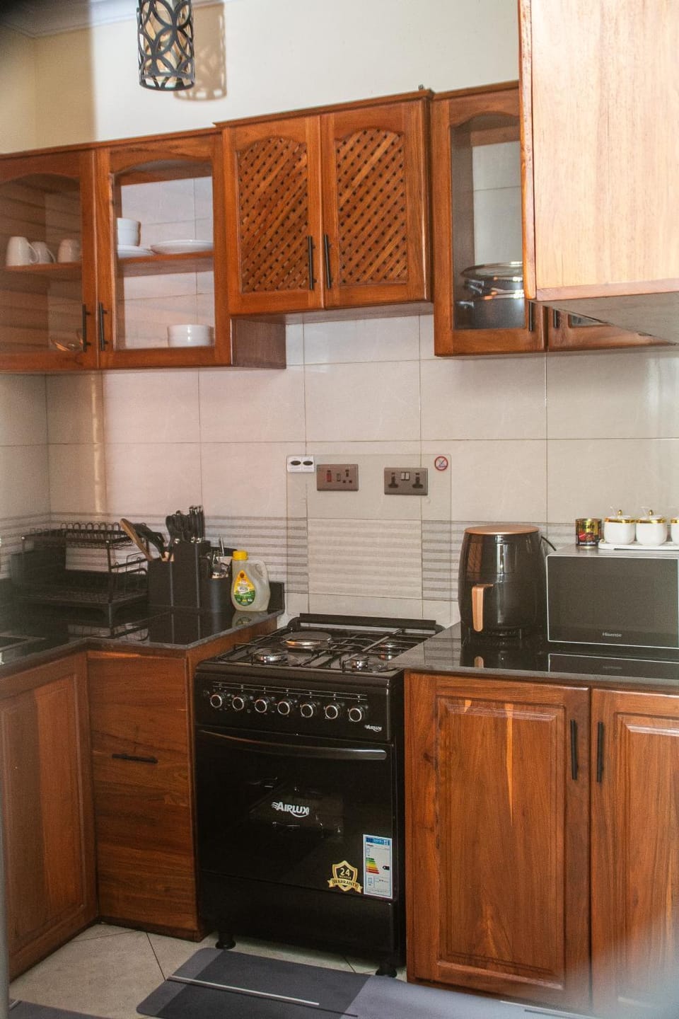 Kitchen or kitchenette, Food, microwave, kitchen, kitchen