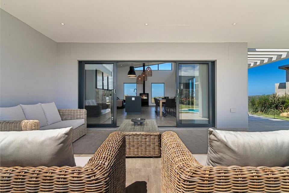 3-Bedroom Holiday Retreat Villa in Knysna