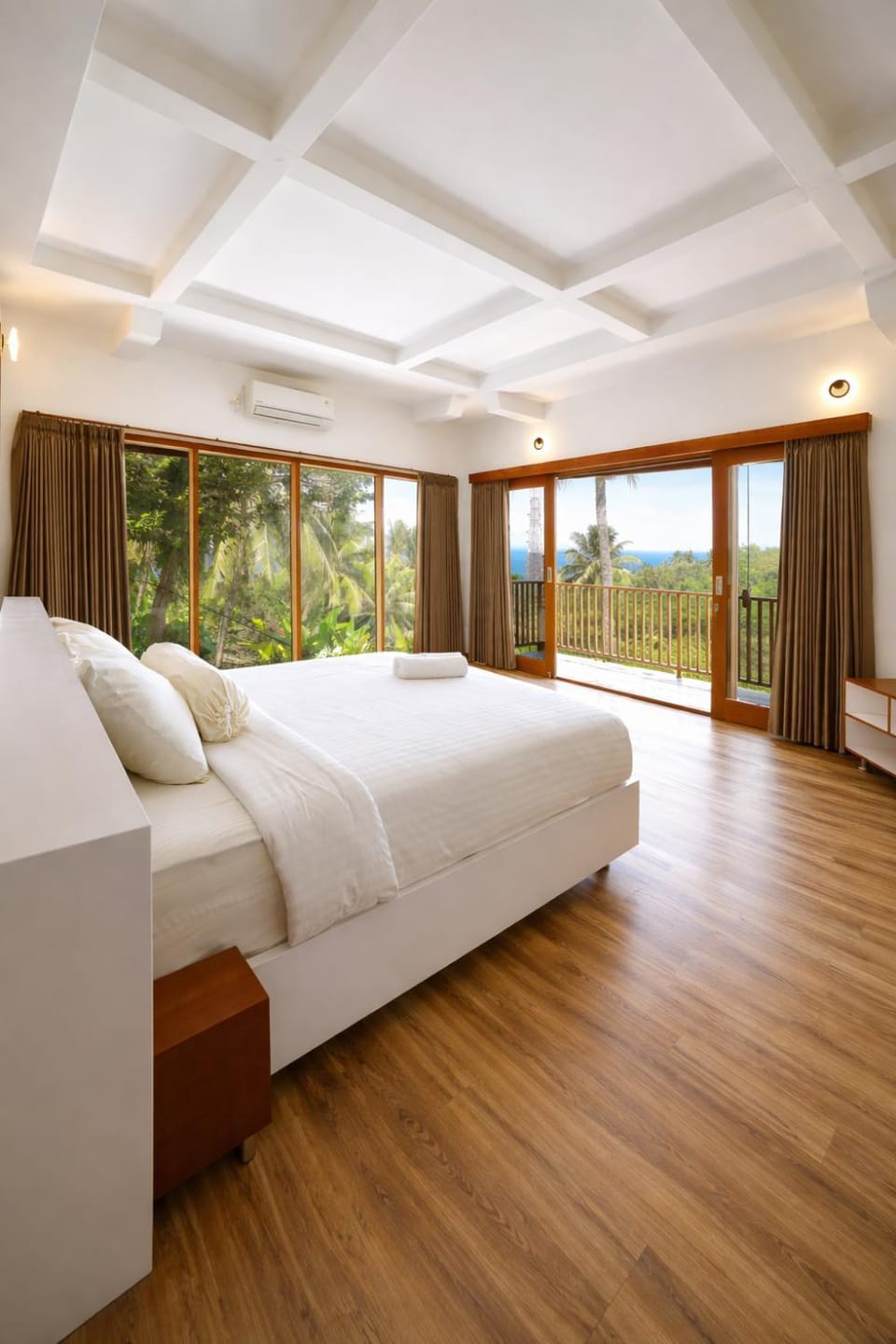 Bed, Natural landscape, Photo of the whole room, Bedroom
