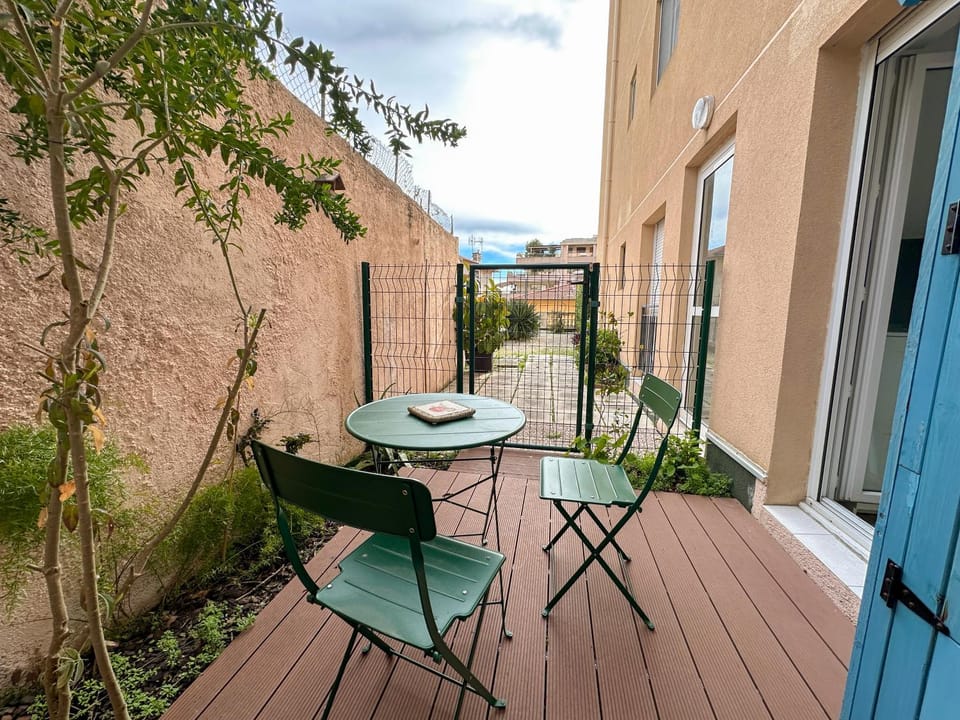 Studio lumineux in Beausoleil - terasse privée proche Monaco French Riviera Apartment in Monaco