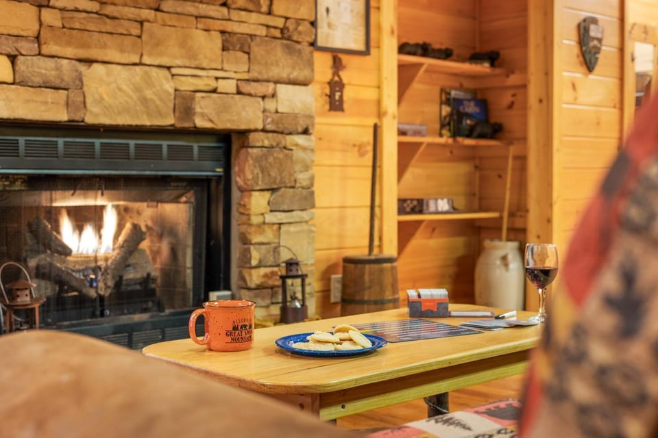 Finding Bigfoot cabin Cabin in Sevier County