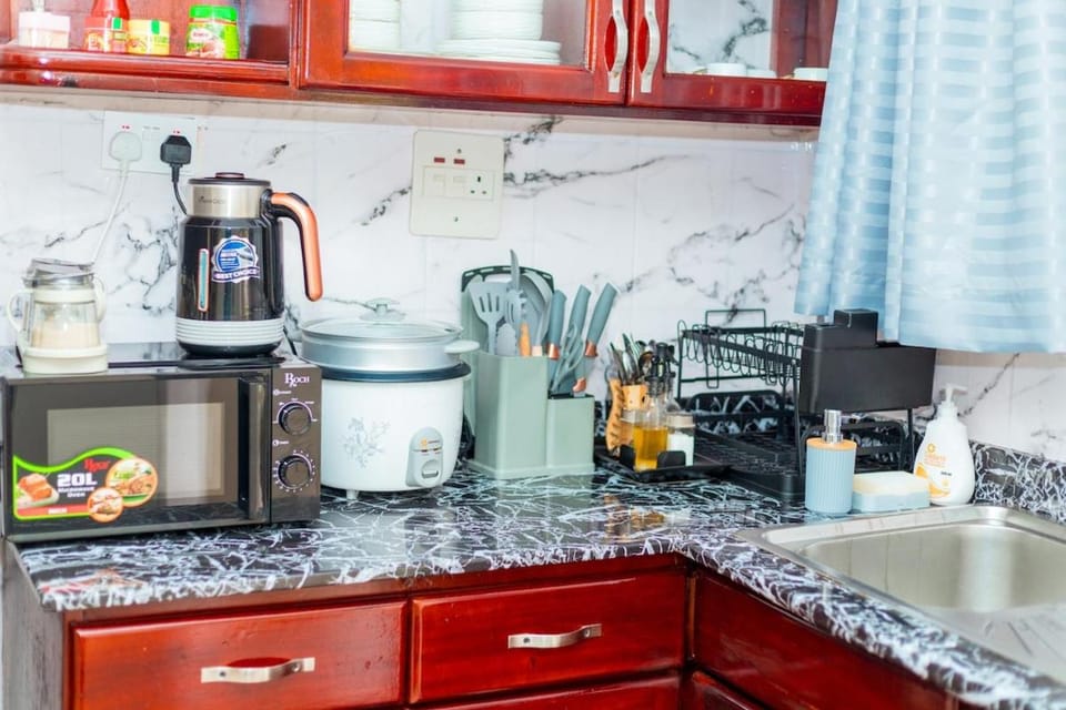 Kitchen or kitchenette, kitchen, kitchen