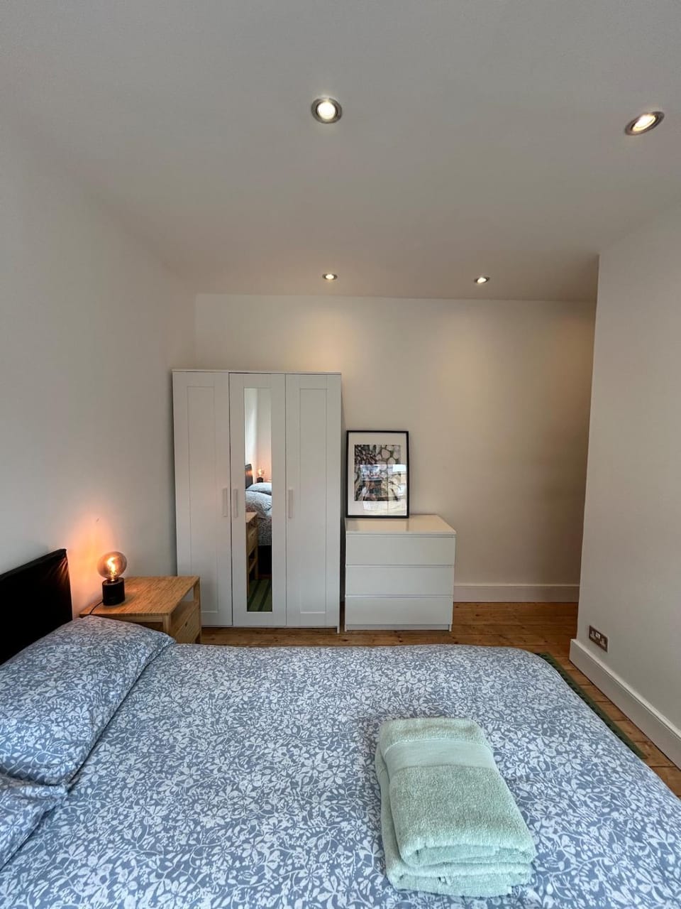 Garden Flat in Battersea Apartment in London