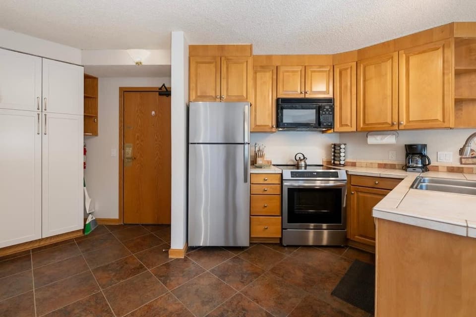 Ski-in Ski-Out Winter Park Condo Apartment in Winter Park