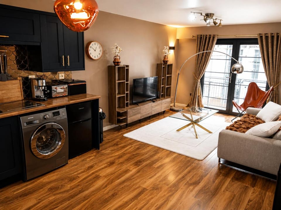 Coffee/tea facilities, Seating area, Dining area, washing machine