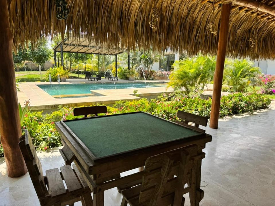 Villa de Lujo con Piscina y Jacuzzi Privado Apartment in Atlantico