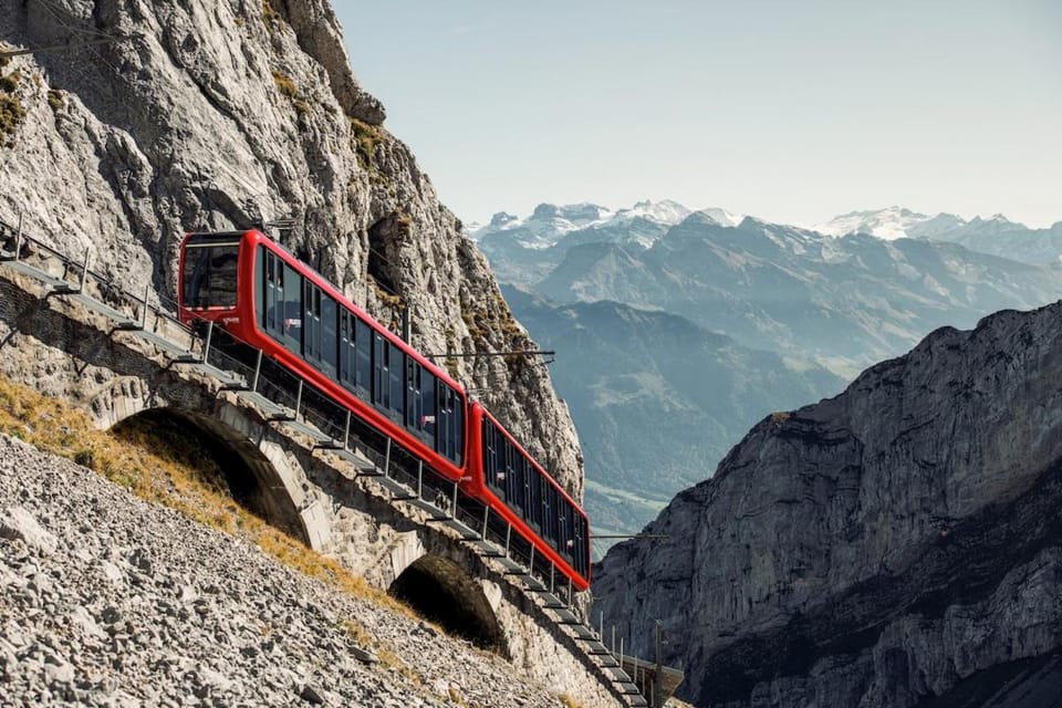 Nearby landmark, Natural landscape, Mountain view