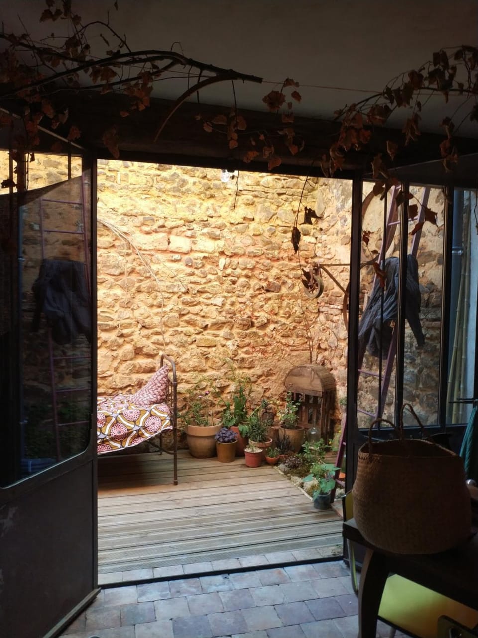 La maison jaune House in Bourgogne-Franche-Comté