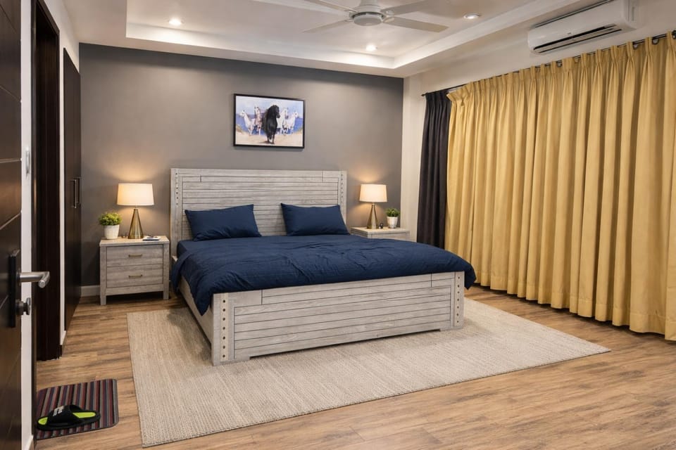 Bed, Bedroom