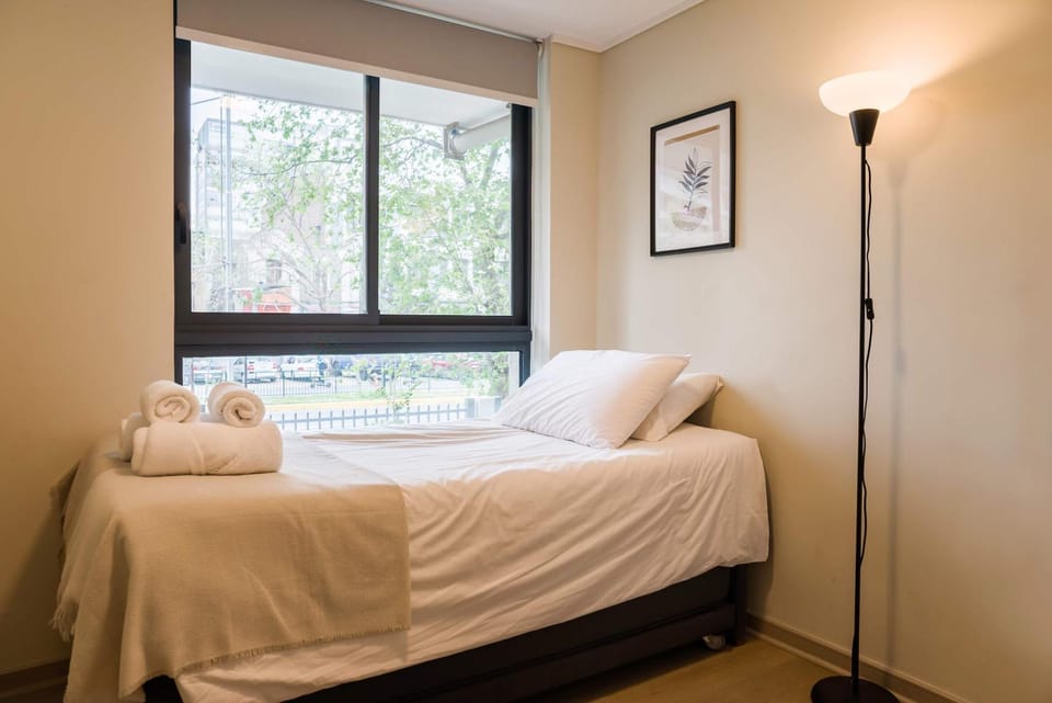 Stylish 2BR in Santiago with Balcony 5 guests Apartment in Santiago