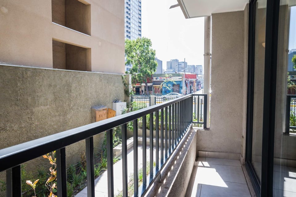 Stylish 2BR in Santiago with Balcony 5 guests Apartment in Santiago
