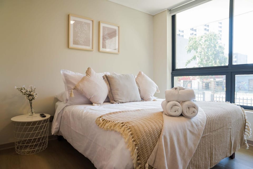 Stylish 2BR in Santiago with Balcony 5 guests Apartment in Santiago