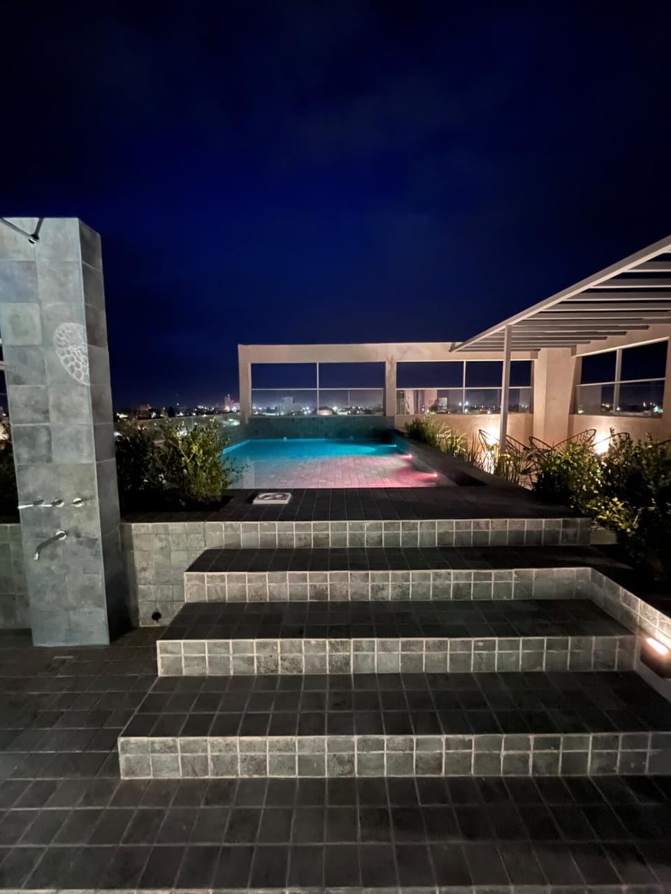Swimming pool