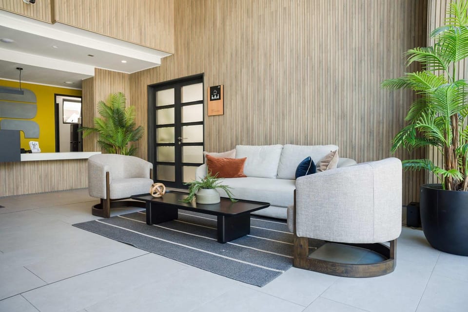 Chic 2BR Apt in Santiago with views 5 Guest Apartment in Santiago