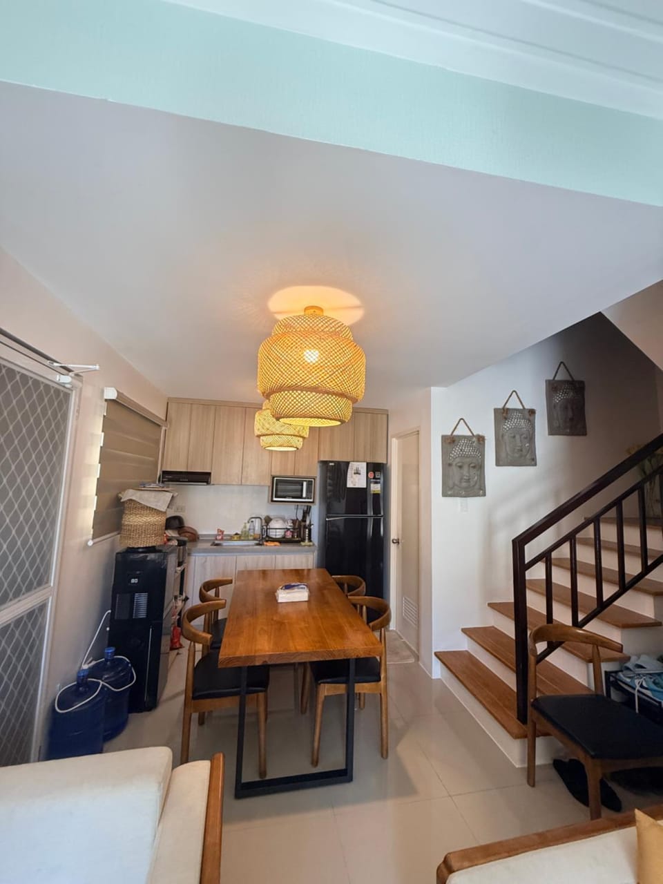 Kitchen or kitchenette, Dining area, stove