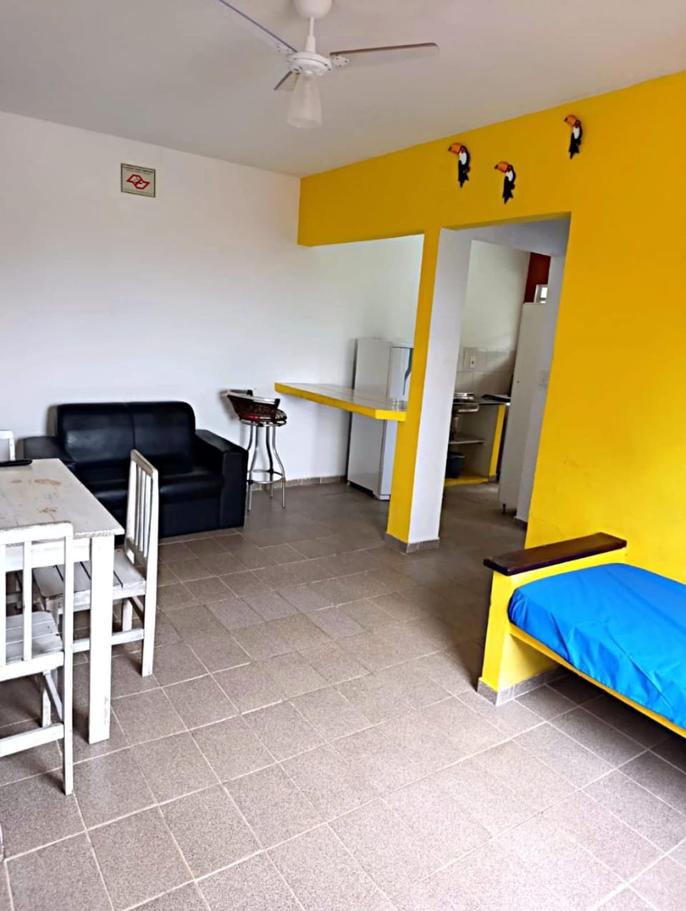 Communal lounge/ TV room