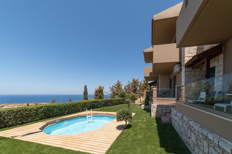 Property building, Swimming pool