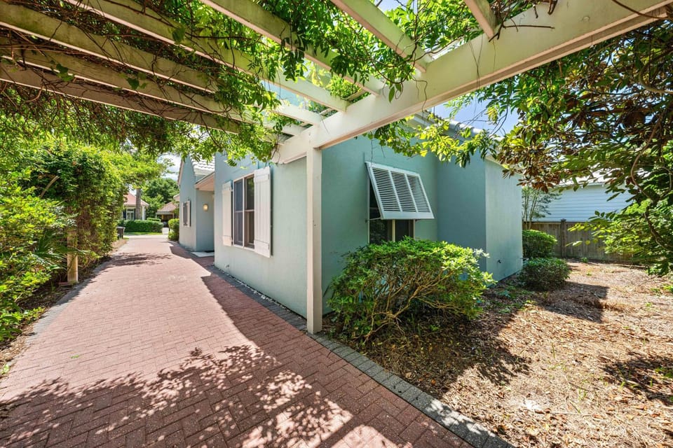 76 Rue Caribe House in Miramar Beach