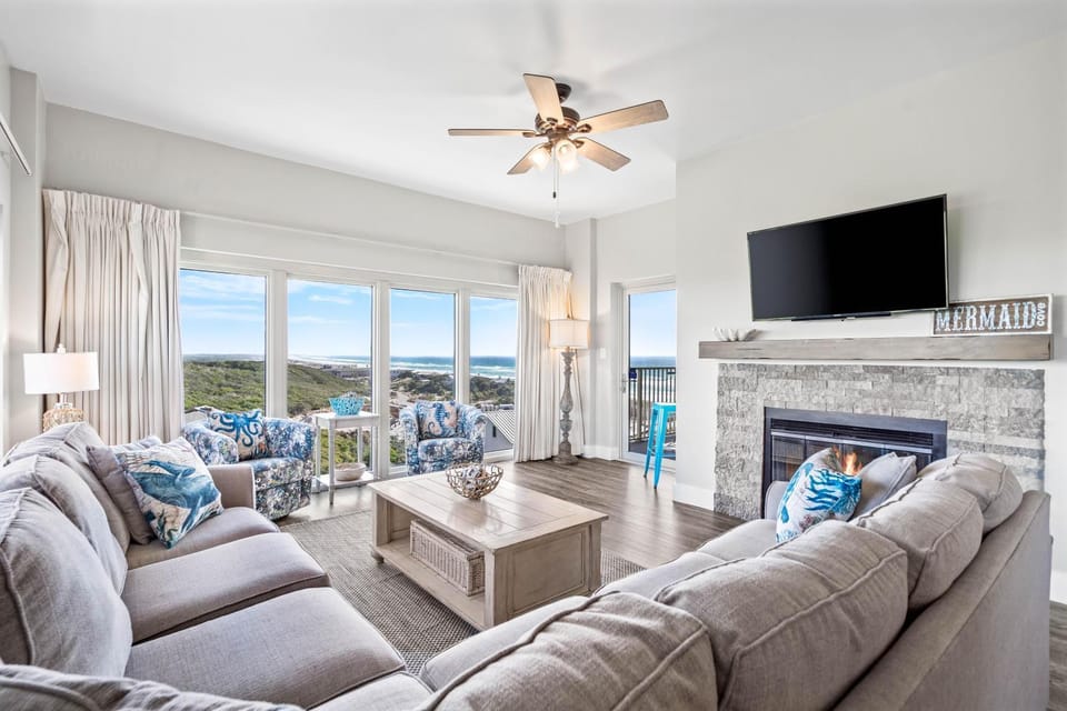 Beach Manor at Tops'l 701 House in Miramar Beach