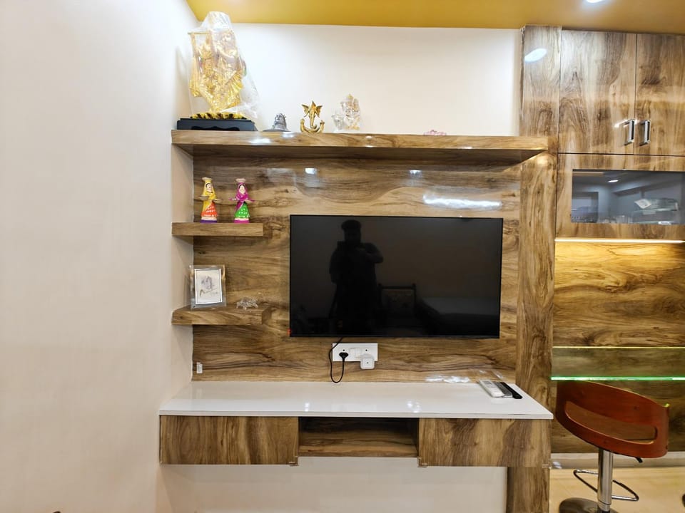Communal lounge/ TV room, TV and multimedia, Evening entertainment