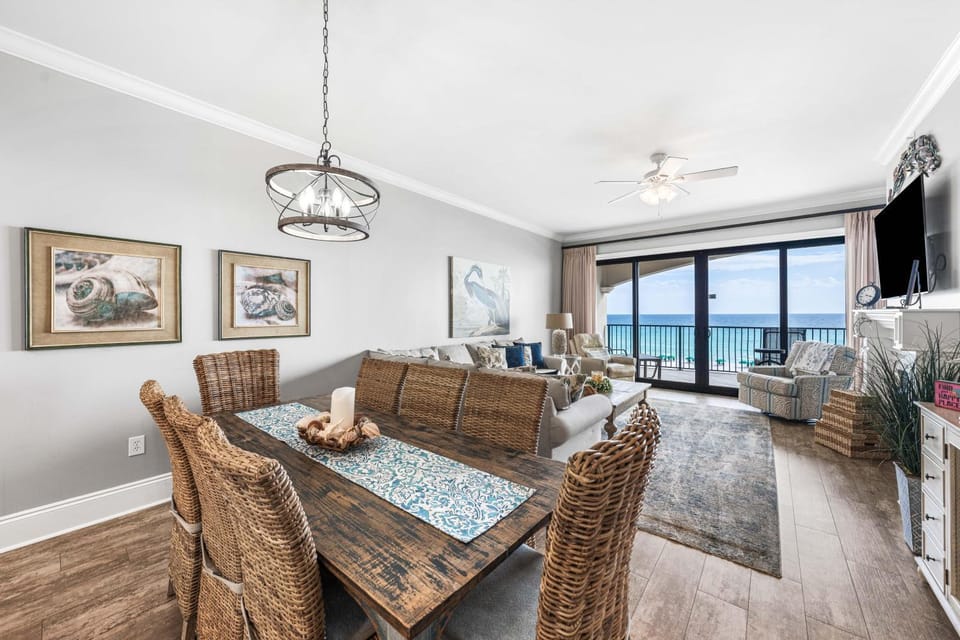 Villa Coyaba 208- Gulf Front! House in Destin