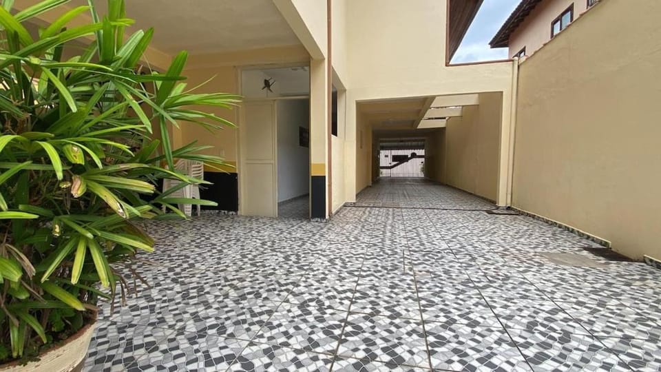Apto 4 500 metros da Praia Grande com Garagem Apartment in Ubatuba