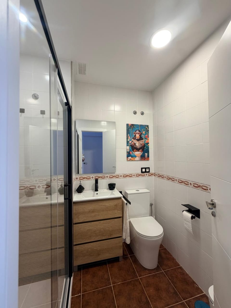 Shower, Toilet