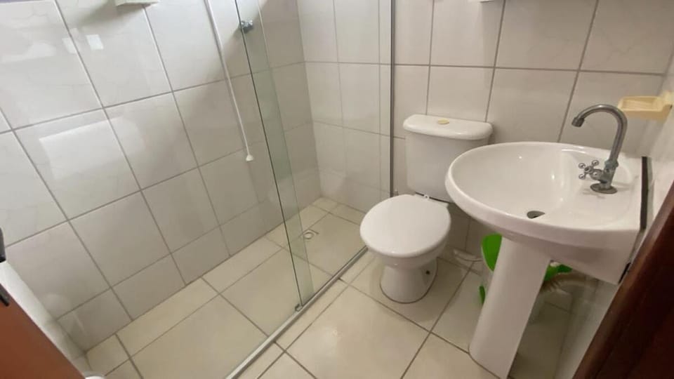 Apto 5 c ar a 500 metros da Praia Grande Apartment in Ubatuba