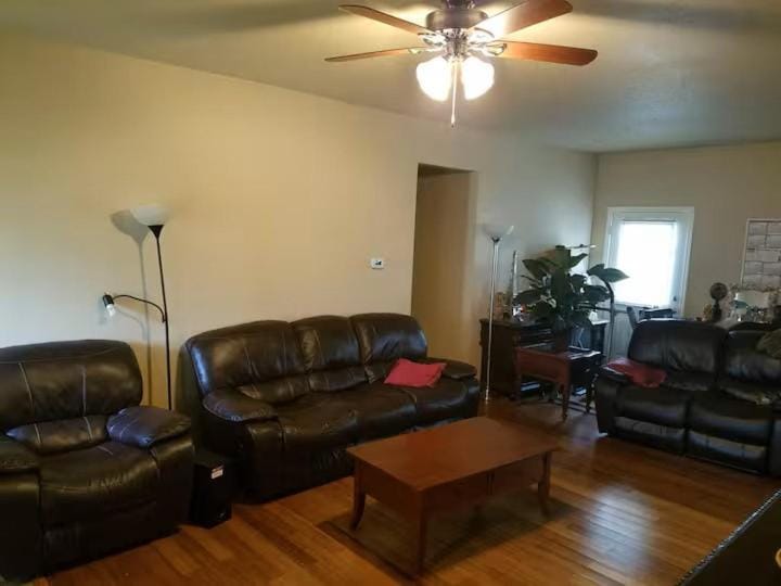 Springdale Home Welcomes You 1 Vacation rental in Springdale