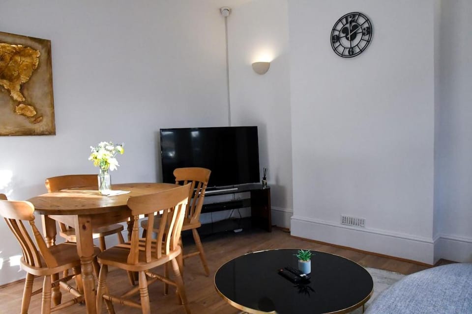 Home away from home Apartment in Ashford