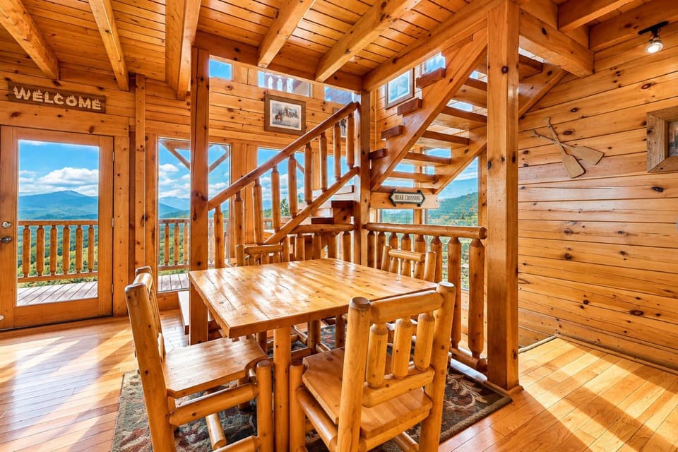 Off The Grid Mtn Cabin Sleeps 10 Game Table Views Cabin in Pigeon Forge