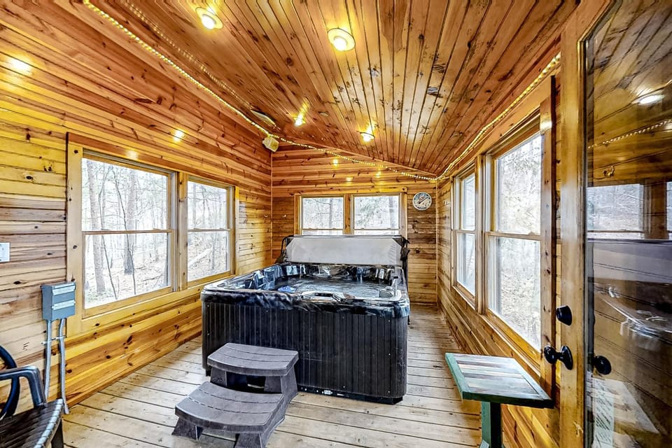 Cobbly Nob Resort Cabin Sleeps 10 Hot Tub Games Cabin in Pittman Center