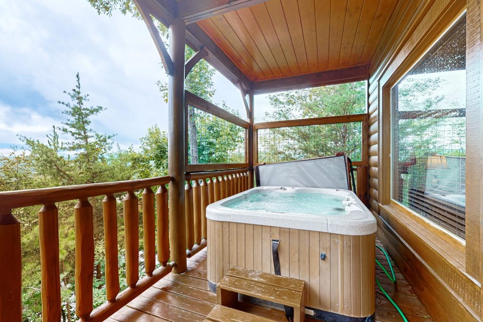 Amazing Mtn Views Cabin Sleeps 4 Hot Tub Deck Cabin in Sevier County