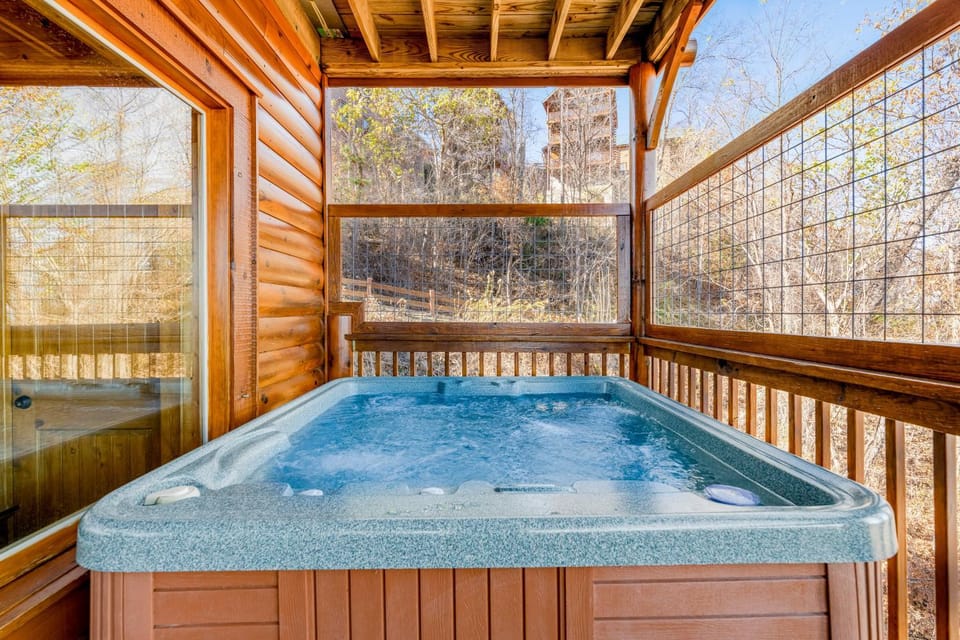Mtn Retreat for 12 Hot Tub Games Deck Shared Pool House in Sevier County