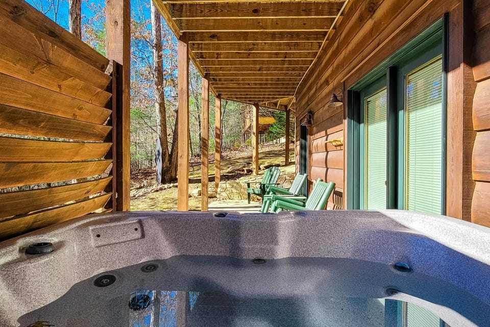 Dog Welcome Cabin Sleeps 10 Hot Tub Pool Table Cabin in Sevier County