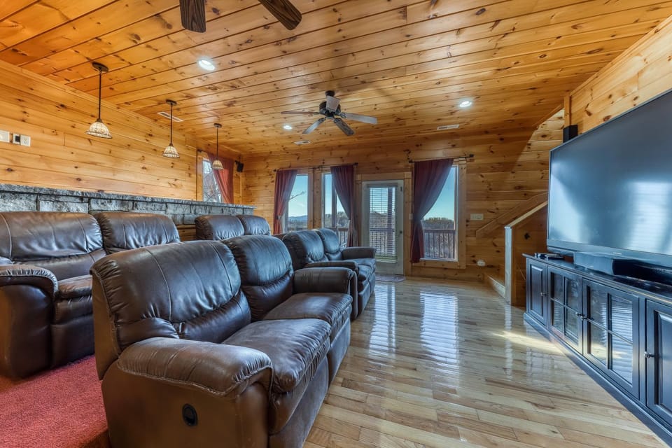 Homey Cabin Sleeps 8 Hot Tub Theater Games Views Cabin in Sevier County