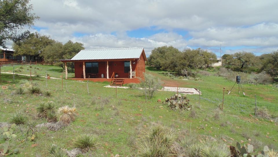 Texas T Bed and Breakfast Bed and Breakfast in Llano