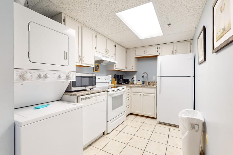 Riverfront Condo Sleeps 6 Shared Pool Fireplace House in Pigeon Forge