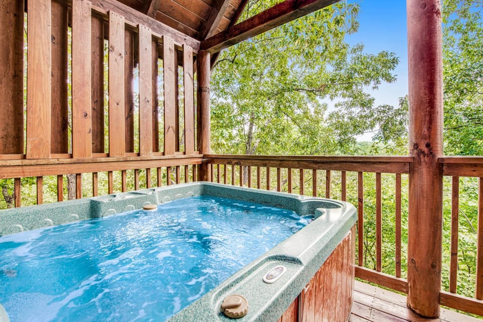 Cozy Log Cabin Sleeps 6 Hot Tub Resort Pool Views Cabin in Sevier County