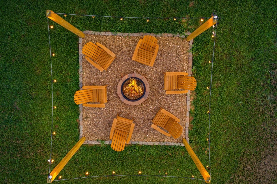 Idyllic Cabin Sleeps 8 Hot Tub Games Free Ticket Cabin in Sevier County