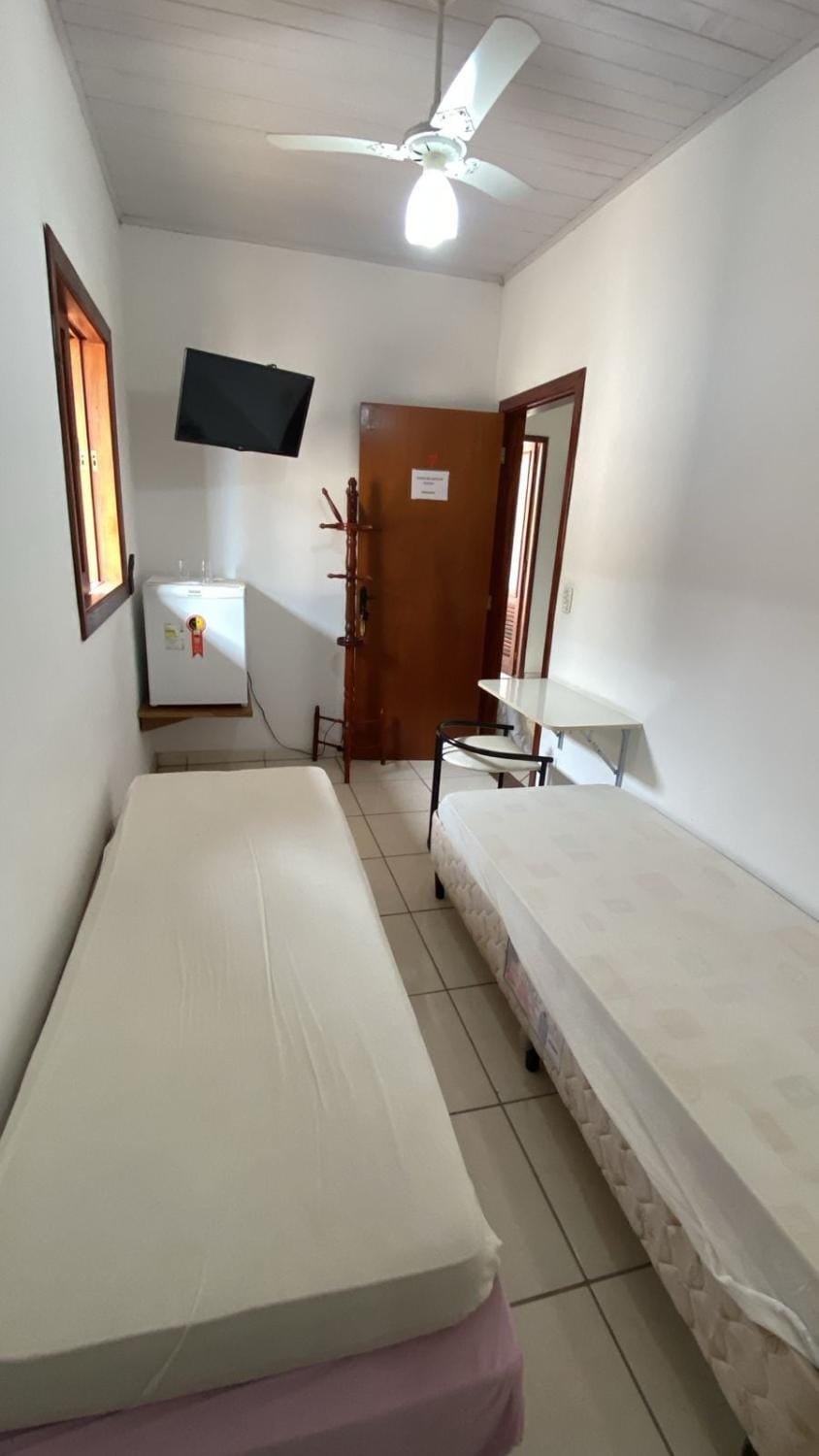 Suite 7 a 500 metros da Praia Grande Apartment in Ubatuba