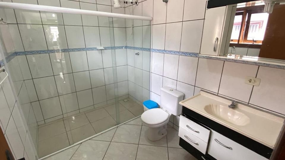 Apto 8 a 500 da Praia Grande Apartment in Ubatuba