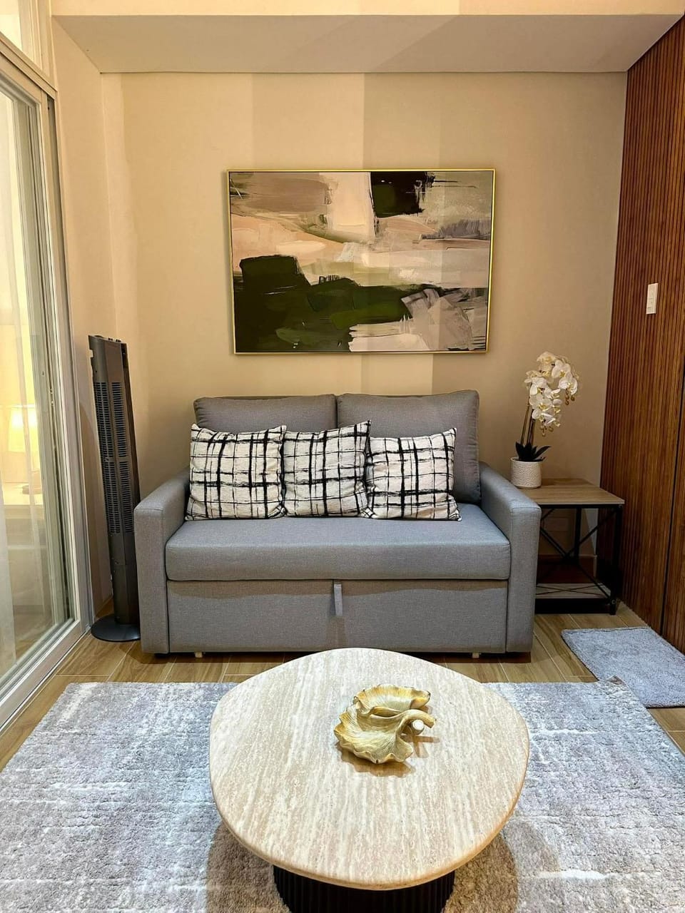 Mitzis Place at Twinlakes Belvedere Tower 1 Apartment hotel in Calabarzon