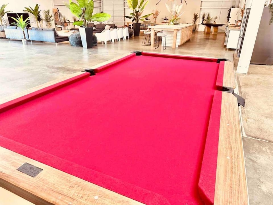 The Foundry 10ksf Pool Ping Pickle 10 Bedroom Sleep 40 Villa in East Point